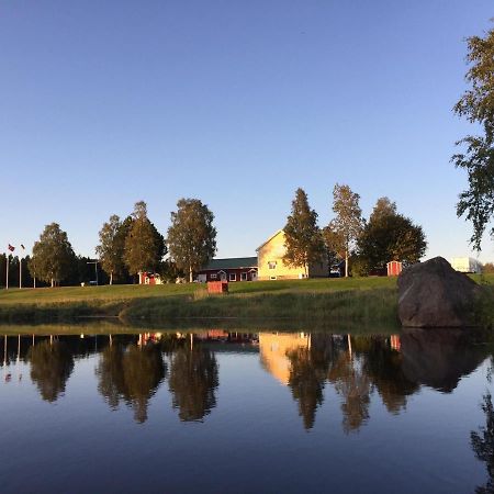 Sangis Motell Och Camping Exterior foto